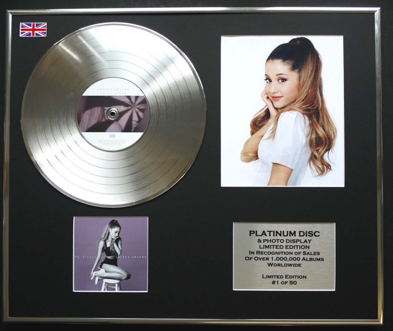 ARIANA GRANDE/CD PLATINUM DISC & PHOTO DISPLAY/LIMITED EDITION/MY EVERYTHING