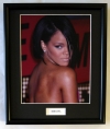 RIHANNA/FRAMED PHOTO (1)