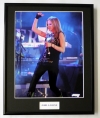 AVRIL LAVIGNE/FRAMED PHOTO