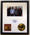 EAGLES/PHOTO & CD DISPLAY LTD. EDITION OF THE ALBUM THE VERY BEST OF